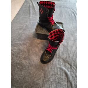 Harley Quinn DC Comics Bioworld Black Red Women’s Combat Boots Diamond Logo Sz 9